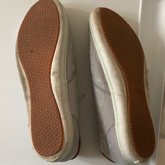 Vans Kids Beige Canvas Sneakers - Picture 6 of 6